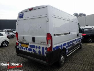 krockskadad bil bedrijf Peugeot Boxer 2.2 Blue HDI 120 L2H2 3.0T 2024/2