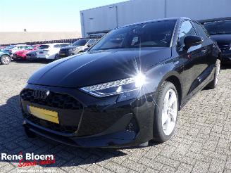 Voiture accidenté Audi A3 SPORTBACK PHEV 150 40 TFSIe Advance Edition Automaat 204pk 2025/10