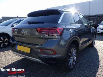 Unfallwagen Volkswagen T-Roc 1.0 TSI Life Business 110 pk 2023/9
