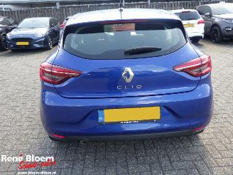 Renault Clio 1.0 TCe 90 Equilibre picture 6
