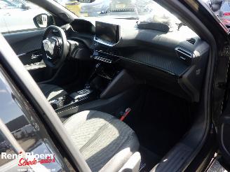 Peugeot e-2008 EV Allure 54kWh picture 7