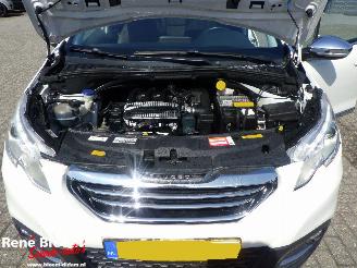 Peugeot 2008 1.2 vtI Allure Pack Premium Plus Automaat picture 22