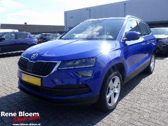 Vaurioauto  passenger cars Skoda Karoq 1.0 TSI Style 2019/8