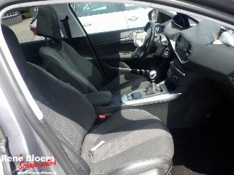Peugeot 308 SW 1.5 Blue HDI Blue Lease Premium Navi picture 13