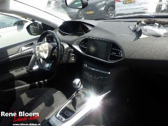 Peugeot 308 SW 1.5 Blue HDI Blue Lease Premium Navi picture 12