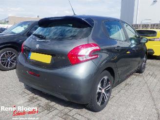 Avarii autoturisme Peugeot 208 1.2 VTi Access 2012/11