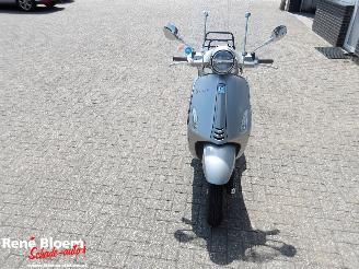 Piaggio  Primavera Elettrica 45 picture 8