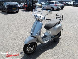 Piaggio  Primavera Elettrica 45 picture 7