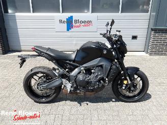 krockskadad bil motor Yamaha MT-09  2022/6