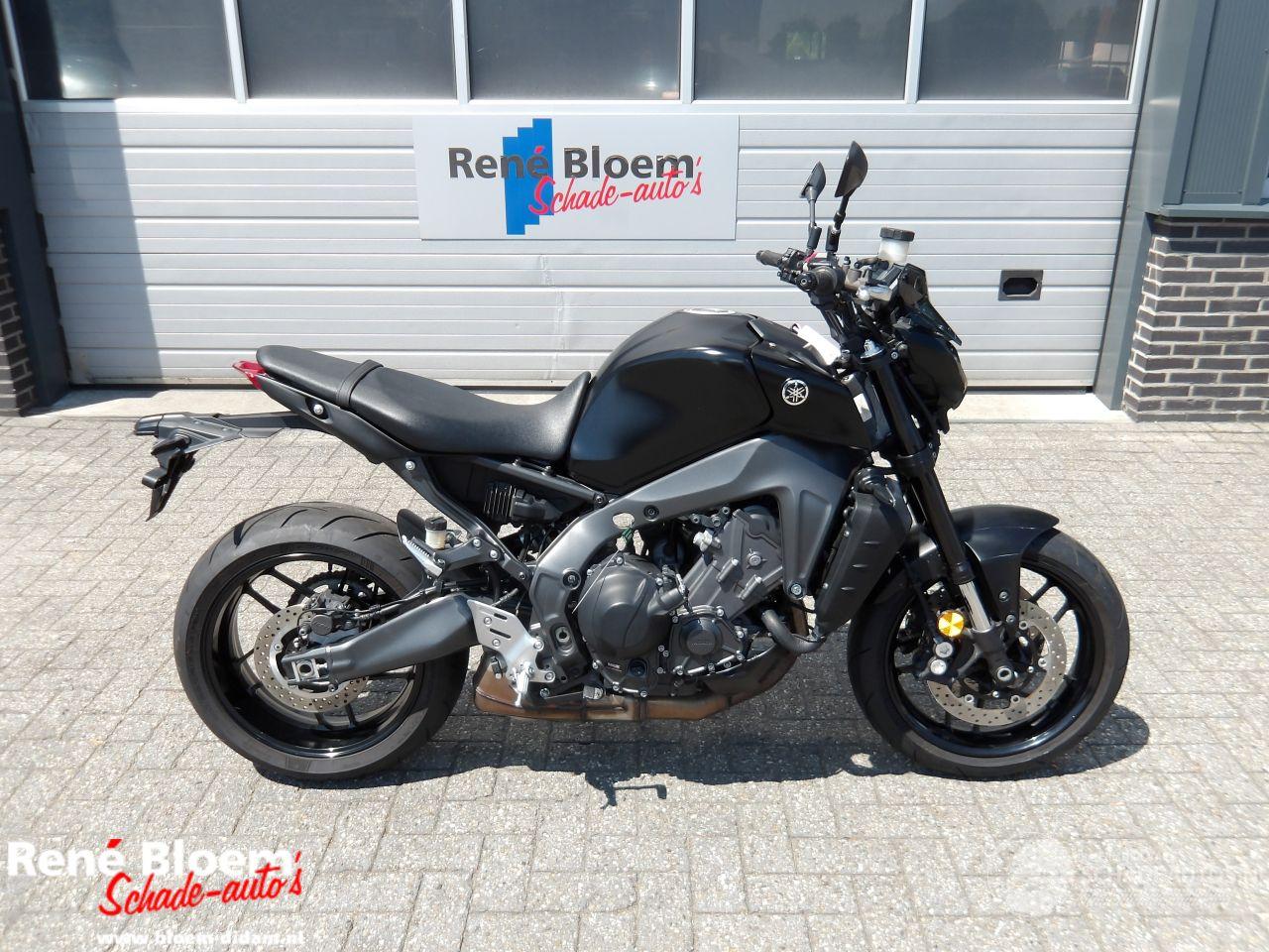 Yamaha MT-09 
