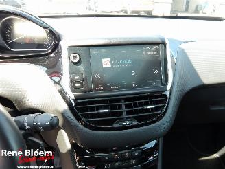 Peugeot 208 1.2 Puretech Allure 110pk picture 17