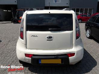 Kia Soul 1.6 X-tra 5-drs Airco picture 3