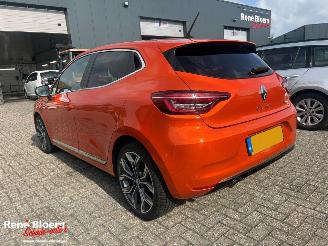 Renault Clio 1.0 TCe Intens 5drs picture 2