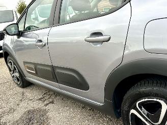 Citroën C3 Gereserveerd 1.2 PureTech 83pk C-Series - navi - line assist - clima - cruise - apple carpl - 66dkm nap - licht + regensensor picture 87