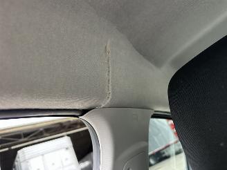 Citroën C3 Gereserveerd 1.2 PureTech 83pk C-Series - navi - line assist - clima - cruise - apple carpl - 66dkm nap - licht + regensensor picture 25