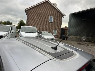 Citroën C3 Gereserveerd 1.2 PureTech 83pk C-Series - navi - line assist - clima - cruise - apple carpl - 66dkm nap - licht + regensensor picture 100