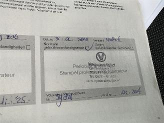 Citroën C3 Gereserveerd 1.2 PureTech 83pk C-Series - navi - line assist - clima - cruise - apple carpl - 66dkm nap - licht + regensensor picture 42