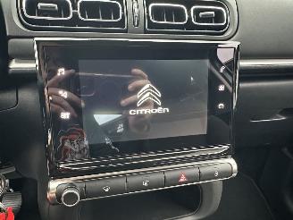 Citroën C3 Gereserveerd 1.2 PureTech 83pk C-Series - navi - line assist - clima - cruise - apple carpl - 66dkm nap - licht + regensensor picture 37