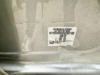 Citroën C3 Gereserveerd 1.2 PureTech 83pk C-Series - navi - line assist - clima - cruise - apple carpl - 66dkm nap - licht + regensensor picture 26