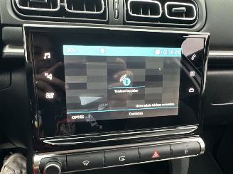 Citroën C3 Gereserveerd 1.2 PureTech 83pk C-Series - navi - line assist - clima - cruise - apple carpl - 66dkm nap - licht + regensensor picture 27