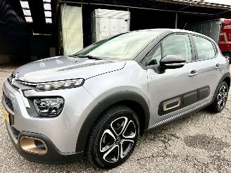 Citroën C3 Gereserveerd 1.2 PureTech 83pk C-Series - navi - line assist - clima - cruise - apple carpl - 66dkm nap - licht + regensensor picture 2