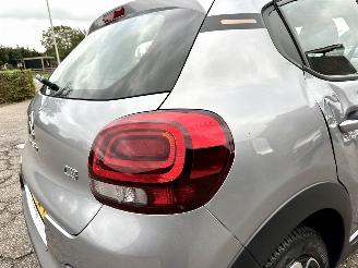 Citroën C3 Gereserveerd 1.2 PureTech 83pk C-Series - navi - line assist - clima - cruise - apple carpl - 66dkm nap - licht + regensensor picture 98