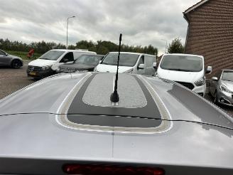 Citroën C3 Gereserveerd 1.2 PureTech 83pk C-Series - navi - line assist - clima - cruise - apple carpl - 66dkm nap - licht + regensensor picture 103