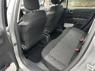 Citroën C3 Gereserveerd 1.2 PureTech 83pk C-Series - navi - line assist - clima - cruise - apple carpl - 66dkm nap - licht + regensensor picture 64