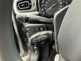 Citroën C3 Gereserveerd 1.2 PureTech 83pk C-Series - navi - line assist - clima - cruise - apple carpl - 66dkm nap - licht + regensensor picture 20