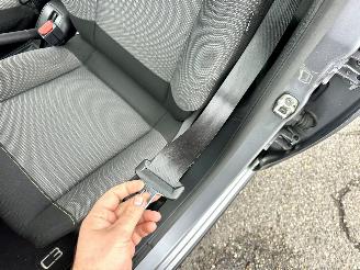 Citroën C3 Gereserveerd 1.2 PureTech 83pk C-Series - navi - line assist - clima - cruise - apple carpl - 66dkm nap - licht + regensensor picture 58