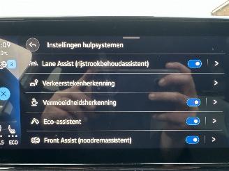 Volkswagen ID.3 gereserveerd 58kWh 204pk aut First Plus - nap - navi - cam - keyless - 19 inch - stuurverw - front + line assist - sfeerverl picture 21