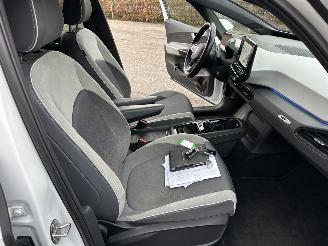 Volkswagen ID.3 gereserveerd 58kWh 204pk aut First Plus - nap - navi - cam - keyless - 19 inch - stuurverw - front + line assist - sfeerverl picture 49