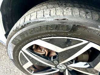 Volkswagen ID.3 gereserveerd 58kWh 204pk aut First Plus - nap - navi - cam - keyless - 19 inch - stuurverw - front + line assist - sfeerverl picture 68