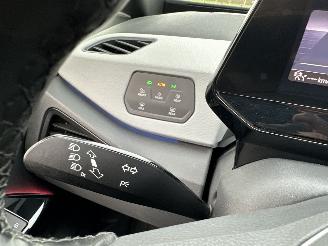 Volkswagen ID.3 gereserveerd 58kWh 204pk aut First Plus - nap - navi - cam - keyless - 19 inch - stuurverw - front + line assist - sfeerverl picture 37