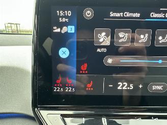 Volkswagen ID.3 gereserveerd 58kWh 204pk aut First Plus - nap - navi - cam - keyless - 19 inch - stuurverw - front + line assist - sfeerverl picture 23