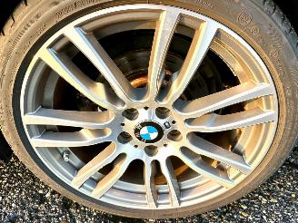 BMW 3-serie 330e 245pk 8-traps aut + f1 high exe - 112dkm nap - harman  - stuur + stoelverw v+a - 360cam - head up - elektr rollo picture 70