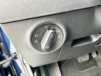 Skoda Karoq 1.5 TSI 150pk 7-Traps aut Bus.Edition - nap - navi - stoelverw - pdc - front assist - keyless - inkl trekh picture 44