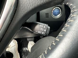 Toyota Auris Touring Sports Gereserveerd 1.8 Hybrid 123pk aut Exe - pano - nap - navi - camera - keyless - front + line + park assist picture 36