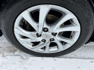 Toyota Auris Touring Sports Gereserveerd 1.8 Hybrid 123pk aut Exe - pano - nap - navi - camera - keyless - front + line + park assist picture 70