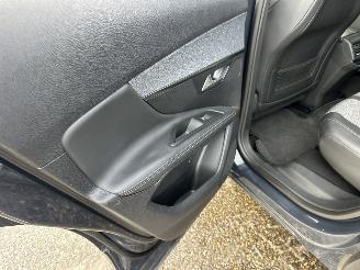 Peugeot 3008 1.2T PureTech 131pk aut + f1 Première - virtual - line + side assist - clima - cruise - pdc v+a - privacy glass picture 55