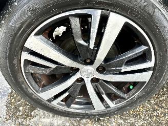 Peugeot 3008 1.2T PureTech 131pk aut + f1 Première - virtual - line + side assist - clima - cruise - pdc v+a - privacy glass picture 83