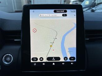 Renault Clio gereserveerd 1.6 E-Tech Hybrid 8-traps aut 140 Intens - nap - 360cam - keyless - navi - front + line + side + park assist - virtual picture 21