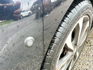 Nissan Micra 1.2i 80pk Connect Edition 5drs - navi - clima - cruise - pdc v+a - licht + regensensor - gebruikerssporen picture 10