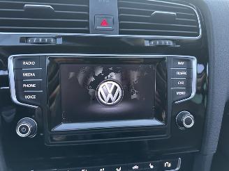 Volkswagen Golf 1.2 TSI 105pk 6-bak Highl 5drs - pano - nap - xenon - massage - navi - stoelverw - half leer - bearlock picture 32
