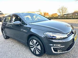 Volkswagen e-Golf 136pk aut E-DITION 5drs - 33dkm nap - front assist - clima - cruise - pdc v+a - keyless entry + start - stoelverw picture 4