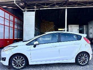 Avarii autoturisme Ford Fiesta 1.0T EcoBoost ST-Line 5drs - nap - navi - clima + cruise - zwarte hemel - pdc - trekh - licht + regensensor 2016/9