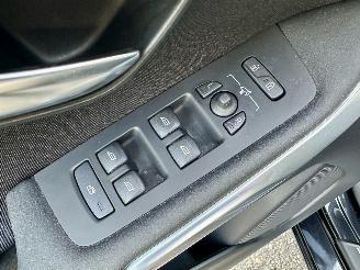Volvo V-40 1.6 T4 179pk automaat Summum - xenon - navi - camera - keyless - front + line + side assist picture 58