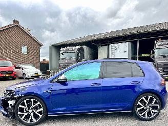 Avarii autoturisme Volkswagen Golf 1.5 TSI is 150pk aut + f1 R-Line 5drs - pano - virtual - 19 inch - keyless - front + line assist - carplay - kameleon tint 2018/5