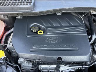Ford Kuga 1.5 EcoB Turbo 150pk 6-bak ST-Line - nap - navi - xenon - park assist - leer + alcantara - zwarte hemel - keyless picture 97