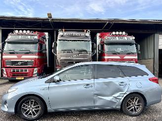 Coche accidentado Toyota Auris Touring Sports 1.8 Hybrid aut 123pk Lease Pro - nap - pano - xenon - navi - camera - keyless - pdc v+a - afn trekh 2014/12